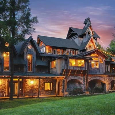 Charming Bunkhouse at Dark Horse Estate